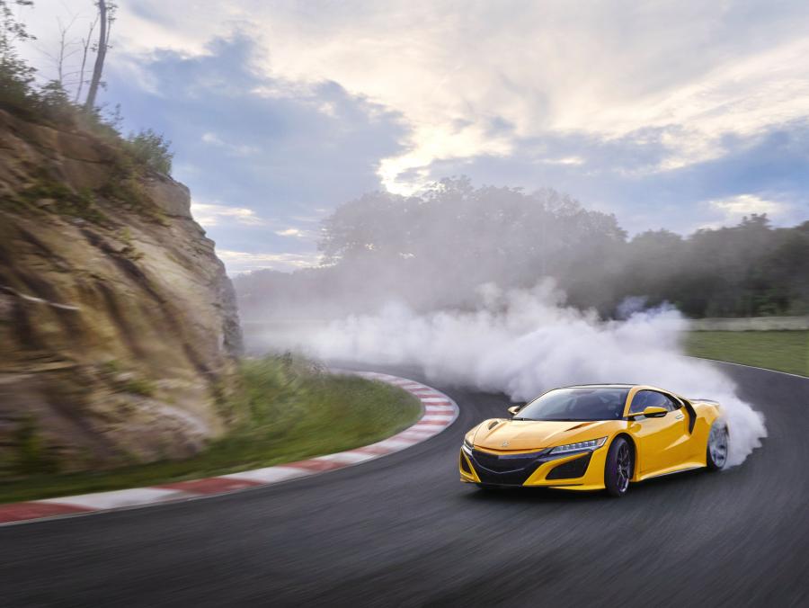  Acura NSX 2019 года  (фото 19 из 19)